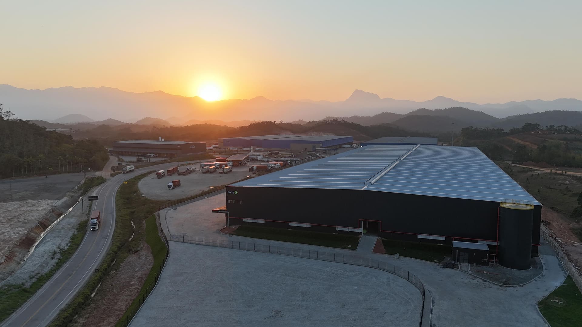 Infraestrutura logística Barra 7 Empreendimentos